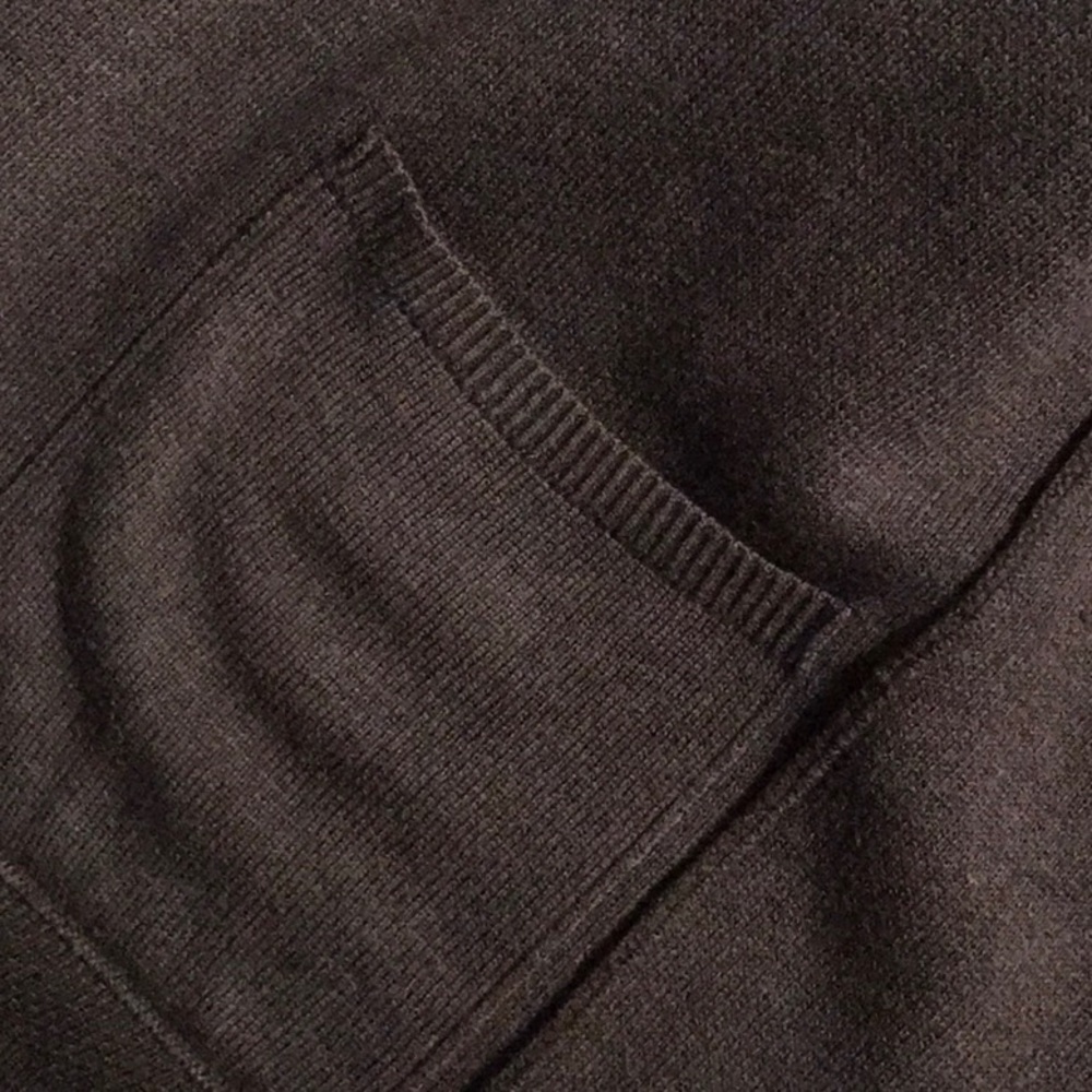 Beautiful Lululemon Green cardigan - Picture 5 of 8